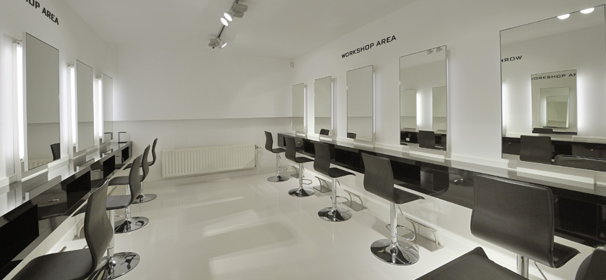 Inglot, design beauty salon - 