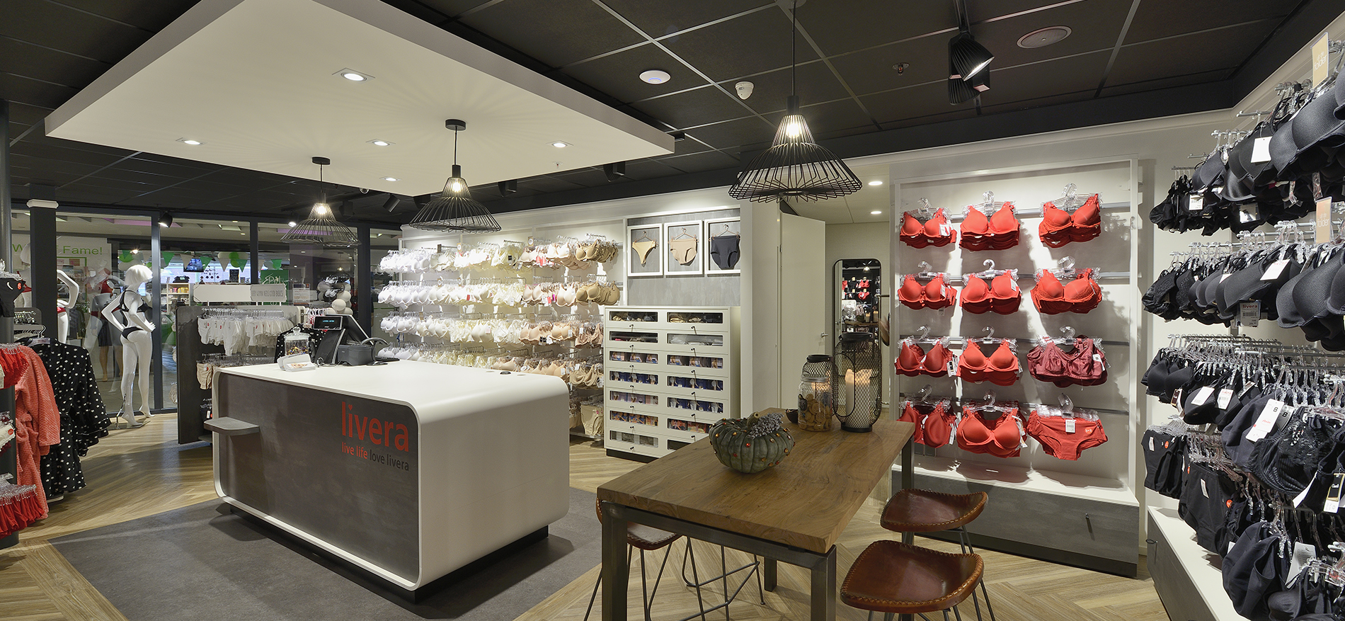 Lingerie shop store design & interior